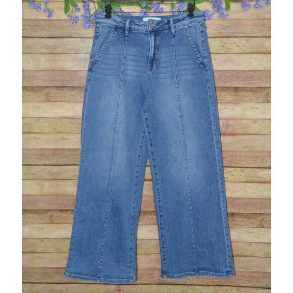 Mica Ladies Light Wash Wide Leg Jeans Size 29 High Rise Stretch Casual Pockets - Picture 1 of 11